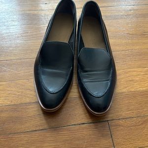 Everlane Italian leather loafers, size 8.
